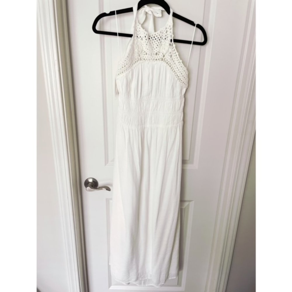Lush -‎ Crochet Neck Halter Midi Dress